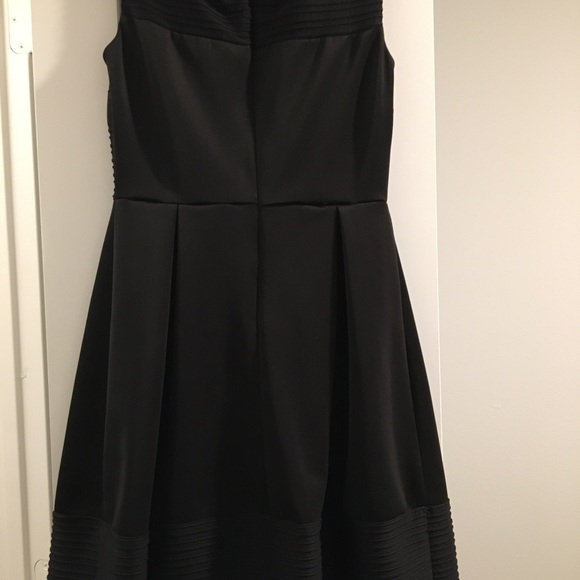 Semi formal black dress - Picture 2 of 4